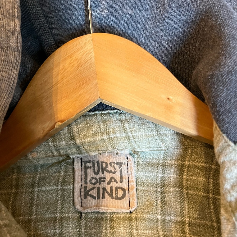 LF Stores Furst of a Kind Plaid Hoodie Shirt – Distressed Hem - Picture 3 of 4